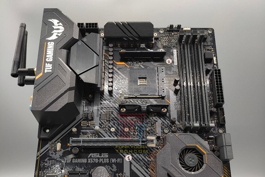 ASUS TUF Gaming X570-Plus image